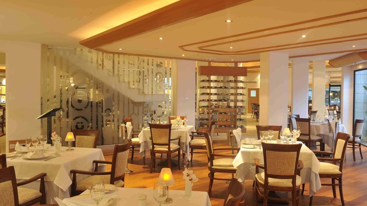 Constantinou Bros Asimina Suites Hotel